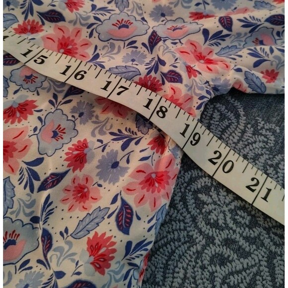 Talbots Petite Size MP Botanical Henley Blouse Blue/Pink Floral Rayon - Picture 6 of 9